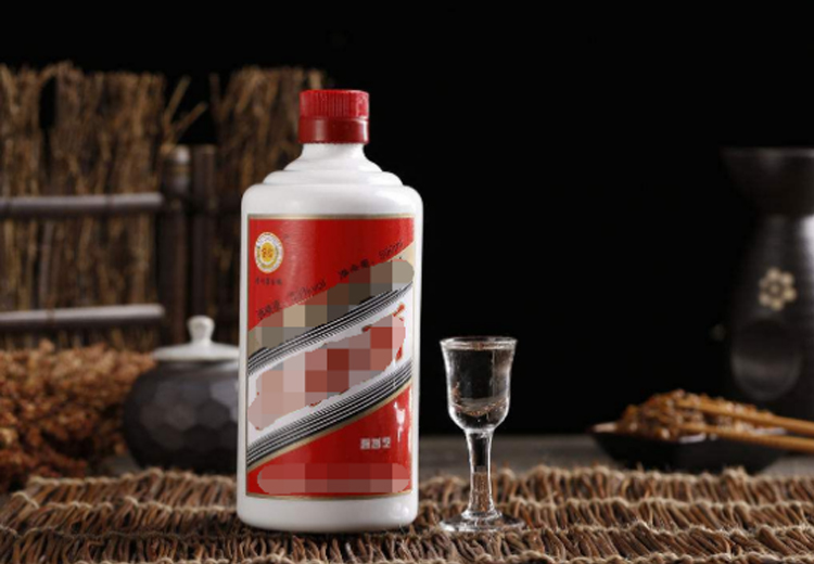 為什么茅臺酒玻璃瓶是乳白色的，而不是透明的？大多數(shù)人都不知道